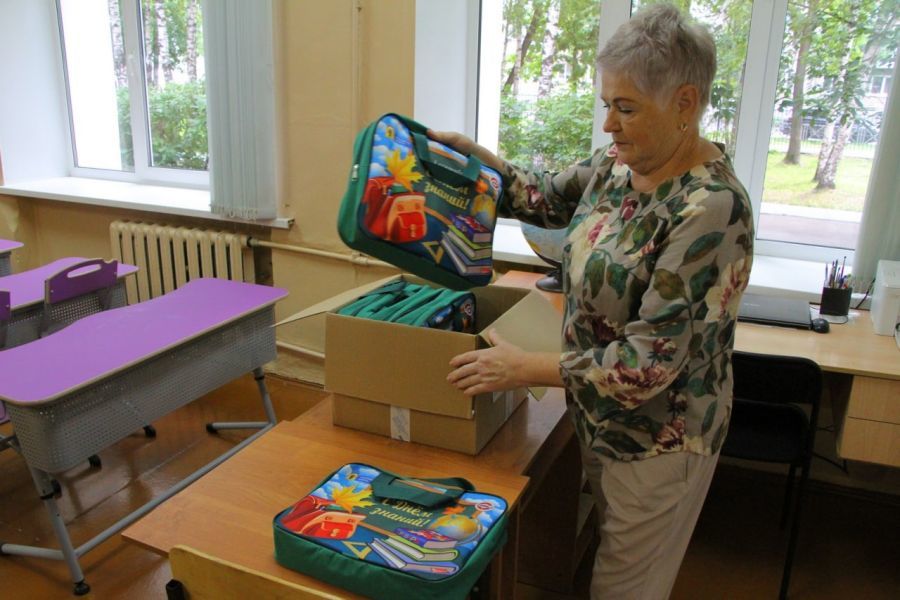 Первоклассники Рыбинска 1 сентября получат подарки от губернатора