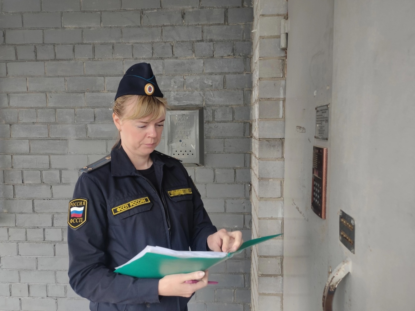 В Ярославской области управдом отремонтировал крышу под угрозой уголовной ответственности