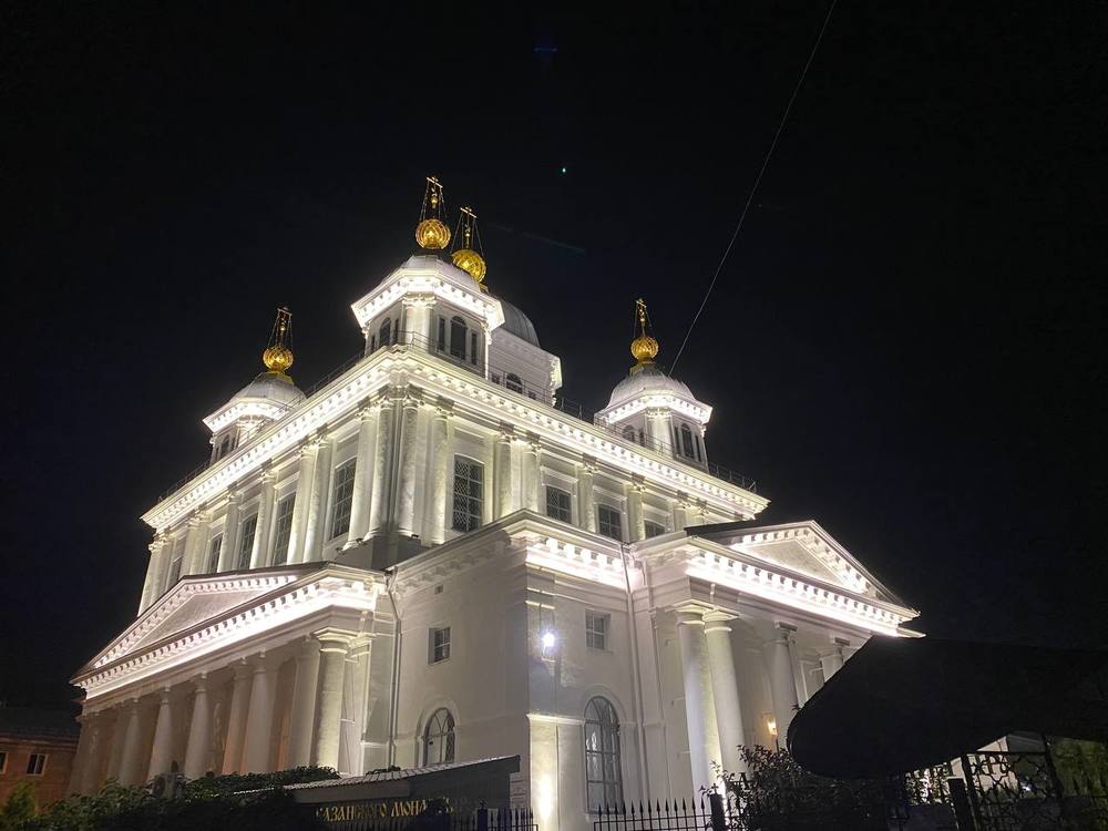 15 рублей в час или два электрочайника: в центре Ярославля начинают включать подсветку зданий