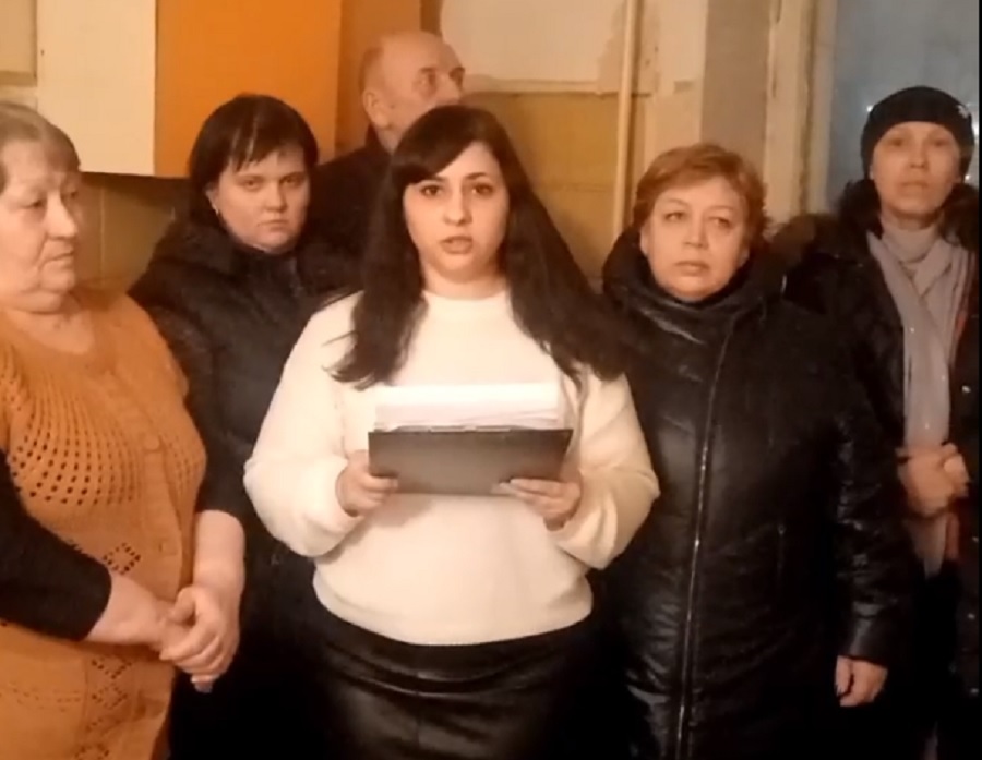 Жильцы ярославского дома с трещинами записали видеообращение к Владимиру Путину