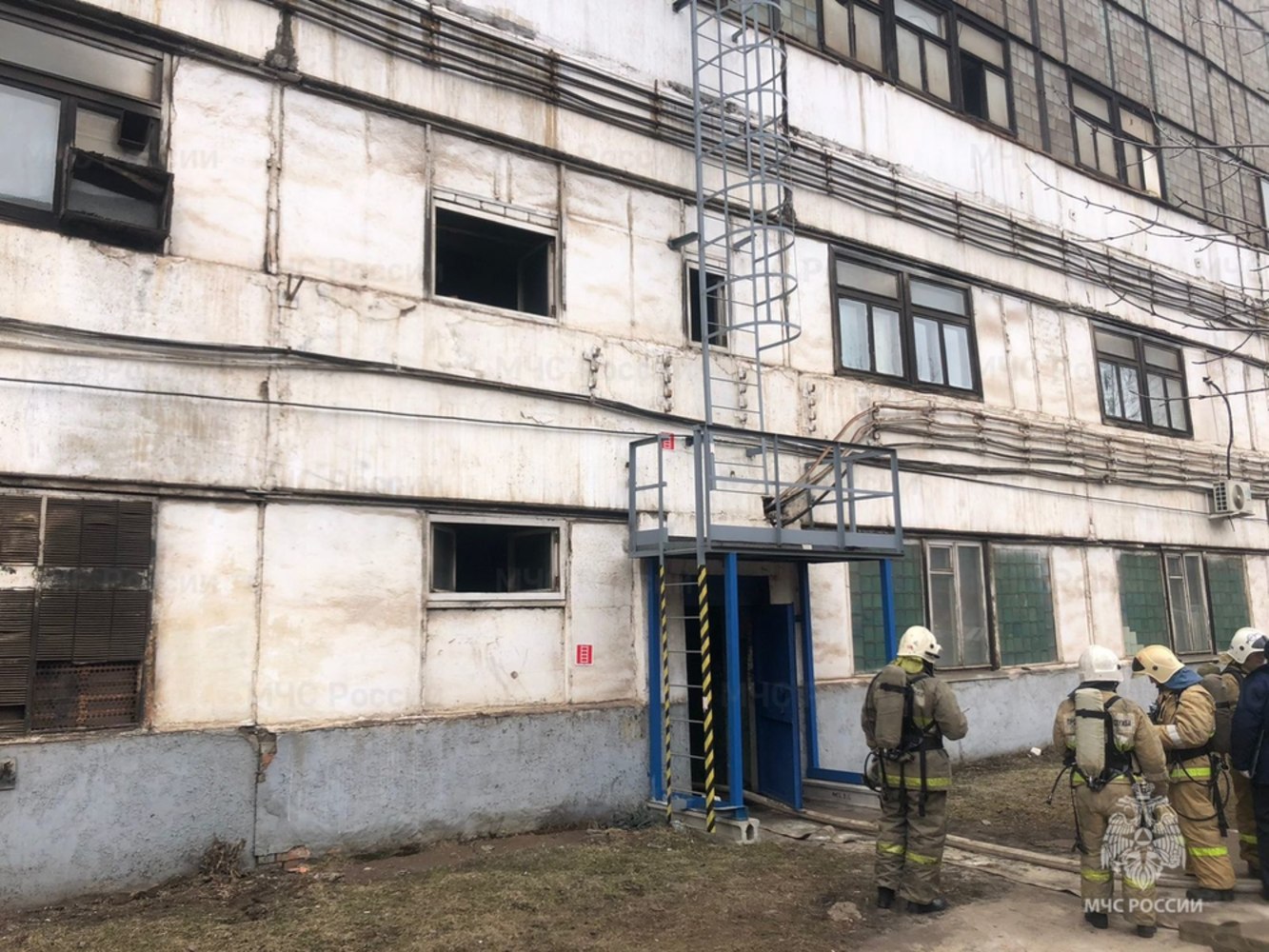 В Ярославле загорелся моторный завод