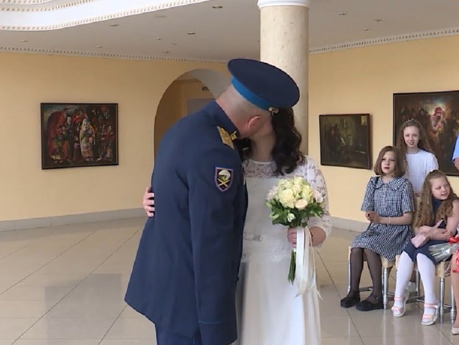 Мобилизованные из Костромы активней ярославцев заключают браки