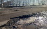 Ярославцы просят отремонтировать дорогу, по которой ездит школьный автобус