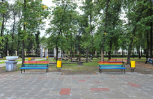 Детский парк на проспекте Ленина в Ярославле напоминает лунный пейзаж. С фото
