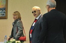 Олег Табаков в Ярославле дал пресс-конференцию. Фоторепортаж