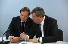 Премьер-министр РФ Дмитрий Медведев посетил ОАО «Тутаевский моторный завод» в Ярославской области