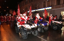 В Ярославской области прошел парад Дедов Морозов. С фото