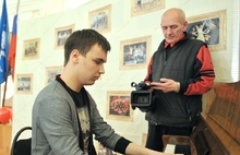 В Ярославле ректор ЯРГУ наградил лучших студентов. Фоторепортаж