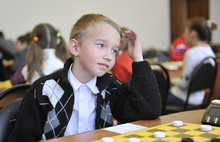 В Ярославле проходит чемпионат по русским шашкам. Фоторепортаж