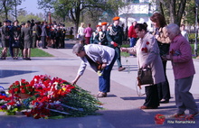 Первые лица Ярославской области и Ярославля возложили цветы к Вечному огню