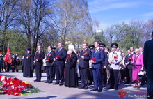 Первые лица Ярославской области и Ярославля возложили цветы к Вечному огню