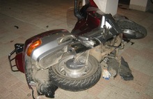 В Рыбинске ночью в результате столкновения Лады и мотоцикла пострадали два человека