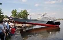 В Ярославле спущен на воду десантный катер «Мичман Лермонтов»