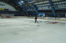 В Рыбинске залили лед во дворце спорта «Полет»