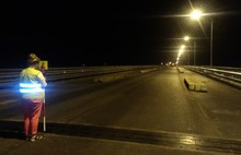 На Октябрьском мосту в Ярославле в ночь с 20 на 21 августа поведены первые испытания