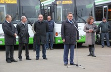 Ярославским водителям вручили ключи от новых автобусов