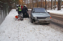 В Рыбинском районе столкнулись автомобиль и мопед
