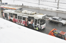 В Ярославле в аварии пострадали пассажиры троллейбуса. Фото с места происшествия