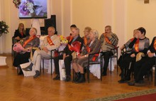 Председатель муниципалитета Алексей Малютин поздравил семейные пары с золотым юбилеем