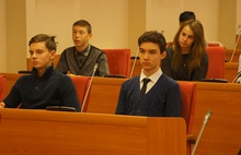 Ярославские школьники интересуются, почему люди становятся политиками