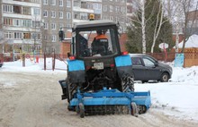 На уборку дорог Ярославля выходит усовершенствованная техника