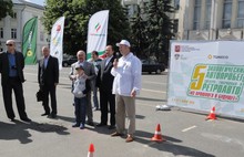 В День эколога в Ярославле прошла выставка автомобилей