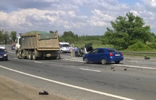 В Ростовском районе водитель выехал на встречку и погиб в ДТП