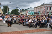 Губернатор Ярославской области принял участие в открытии I фестиваля малых городов России в Угличе