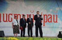 Губернатор Сергей Ястребов поздравил жителей Пречистого с Днем поселка