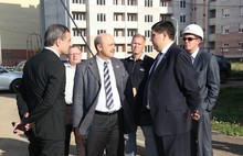 Председатель муниципалитета Ярославля посетил строительные объекты АО «Ярославльзаказчик»
