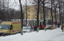 Причиной ДТП с маршруткой на проспекте Ленина стала яма на дороге