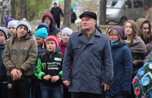 В Ярославле депутаты муниципалитета приняли участие в открытии памятного знака труженикам тыла