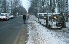 В Ярославле водителю автобуса 22 стало плохо за рулем