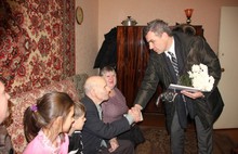 Ярославский ветеран Олег Белугин отметил 90-летие