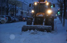 В ночь на 13 января на улицы Ярославля вышло 110 единиц уборочной техники