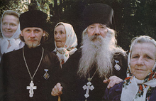 Два архиерея возглавили литургию в память архимандрита Павла Груздева