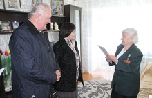 В Рыбинске двум участницам Великой Отечественной войны вручили жилищные сертификаты
