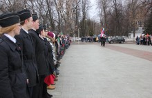 Ярославские школьники заступили в почетный караул у Вечного огня
