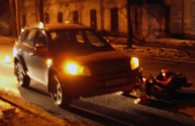 В Ярославле 17-летний скутерист столкнулся с двумя автомобилями