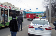 На Московском проспекте столкнулись троллейбус и иномарка