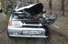 В Ярославском районе две машины разбились «в хлам»