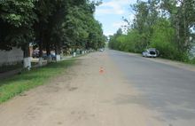 В Некрасовском районе водитель без прав сбил женщину