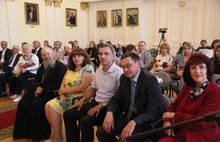 В Ярославле девять семейных пар получили медаль «За любовь и верность»