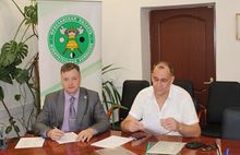 Документы в облизбирком представили  кандидаты от партий  «Родина» и Роста Воробьев и Артемьев