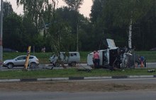 В Ярославле на перекрестке столкнулись сразу четыре машины