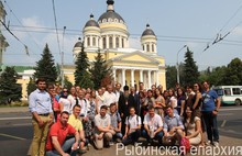 Воскресный день космонавт Крикалев провел с Добряковым, епископом Вениамином и участниками Школы общественного действия 