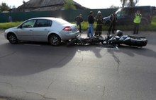 Под Рыбинском столкнулись два мотоцикла и легковушка