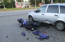 В Ярославской области на дороге столкнулись три машины и мотоцикл