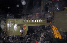 В Угличском районе ночью сгорели два грузовых автомобиля