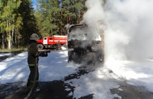 В Ярославской области дотла сгорел автобус